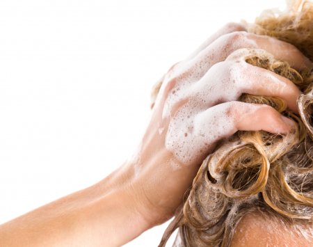 šampunas nuo seborėjinio dermatito